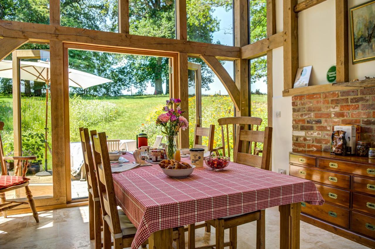 Bed and Breakfast South Park Farm Barn Andover Exterior foto