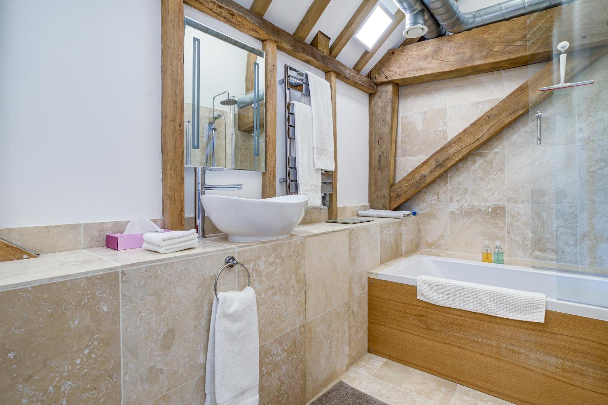 Bed and Breakfast South Park Farm Barn Andover Exterior foto